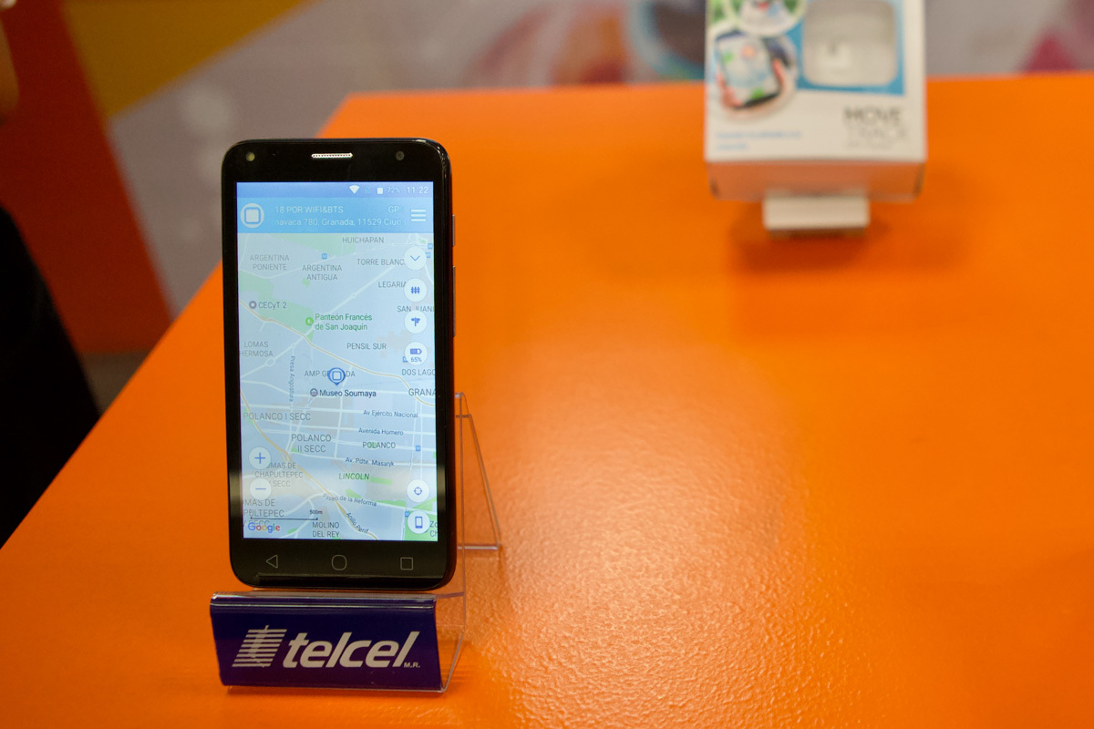 ¿Qué es una tarjeta eSIM y cómo solicitarla en Telcel y AT&T?