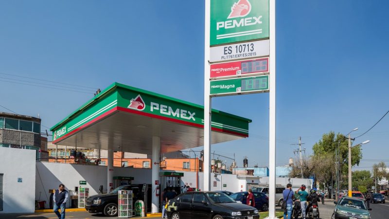 ¿Quién es el dueño de Pemex y cómo ha crecido su deuda en cada sexenio?