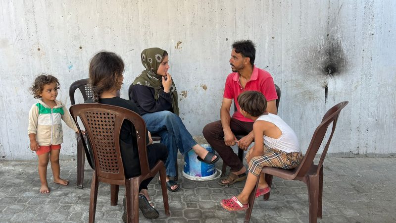 La familia Al Kafarna, débil y hambrienta ante la invasión israelí: “No podemos caminar. Nos enfrentamos a la muerte en ciudad de Gaza”