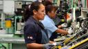 Mujeres destinan 76.1 horas a la semana a cuidar, trabajar y realizar labores domésticas