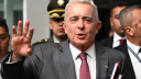 Tribunal ordena la liberación del expresidente colombiano Álvaro Uribe
