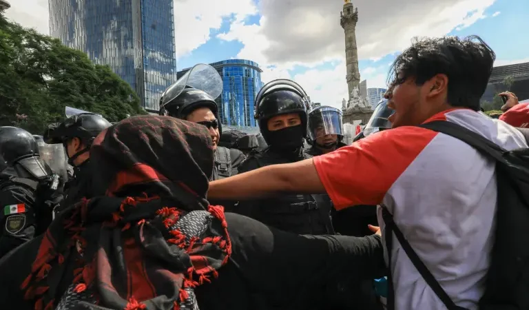 Marcha pro-Palestina en la CDMX finaliza con incidentes menores