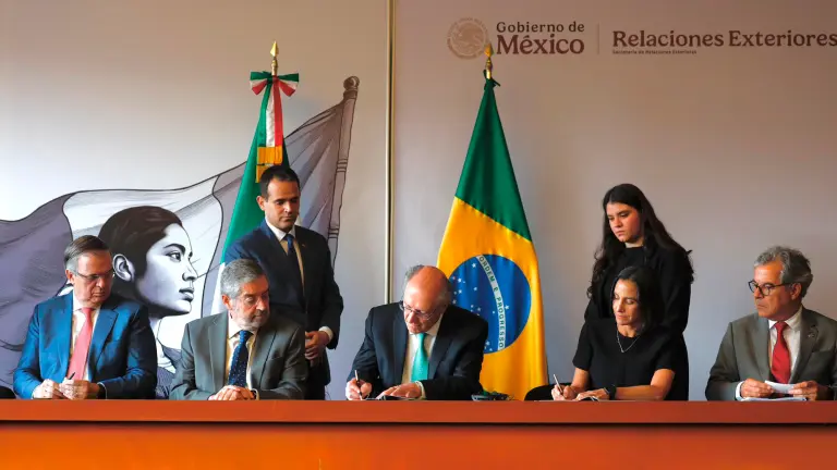 México y Brasil firman acuerdos de cooperación en materia de biocombustibles y competitividad