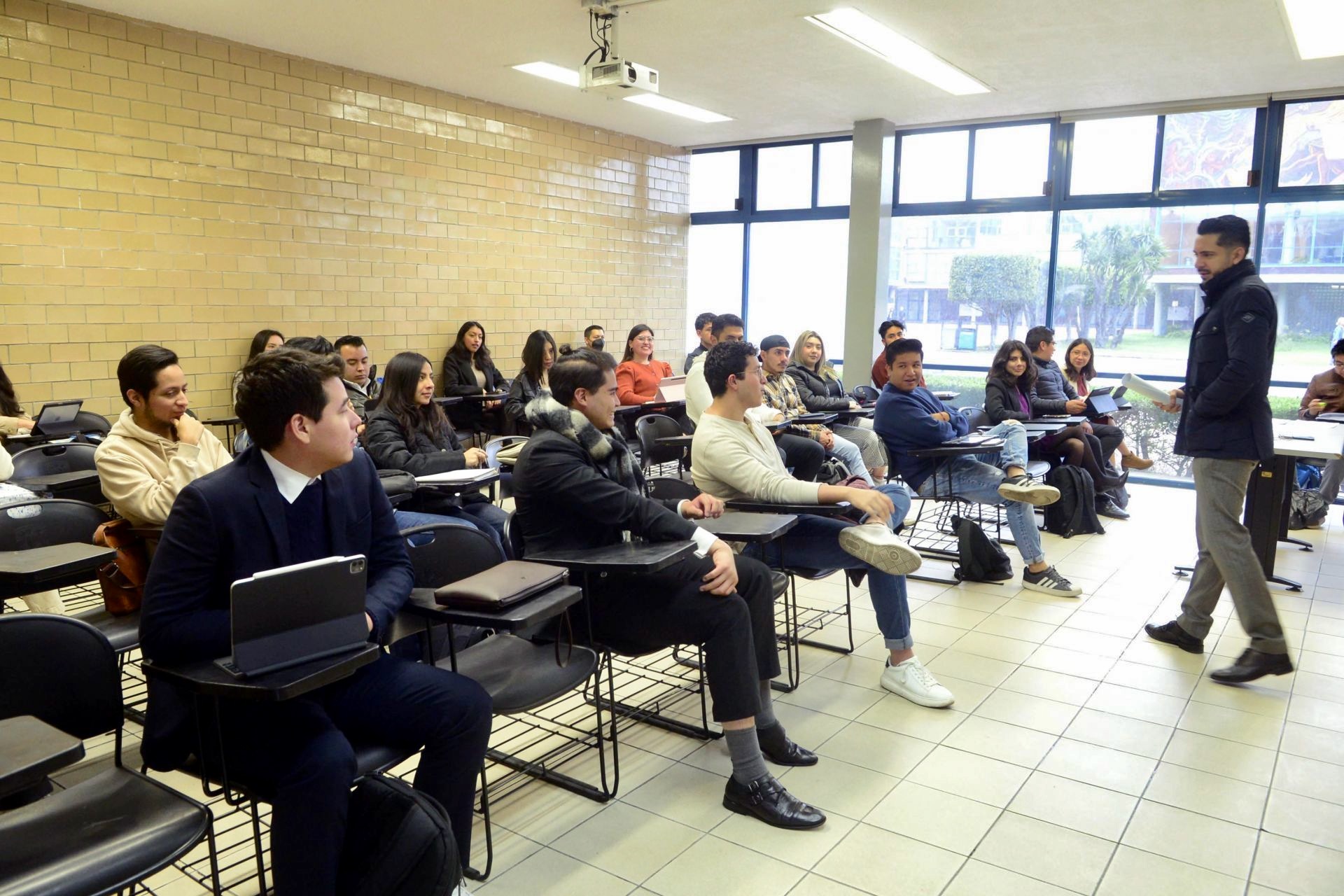 Asegura la universidad de tus hijos o tu futura maestría con un plan poco conocido