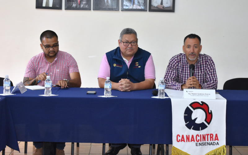 Imparte COEPRIS taller a Pesqueras sobre Certificación de Productos