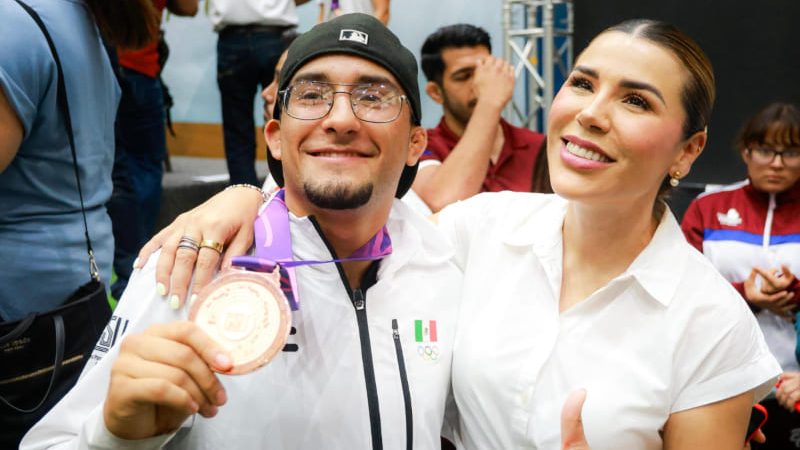 Reconoce Gobernadora Marina del Pilar excelencia deportiva de Medallistas de BC en Olimpiada Nacional y Panamericanos Junior