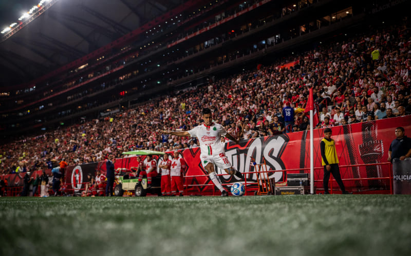 Xolos y Chivas igualan 3-3 en el Estadio Caliente