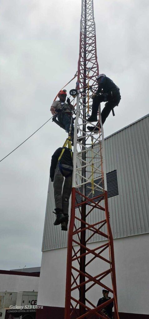 CESPT fortalece capacitación en rescate en alturas para personal operativo