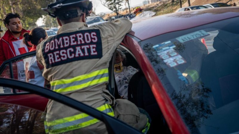 Choque múltiple provoca caos vial en la Vía Rápida Oriente y deja una mujer lesionada