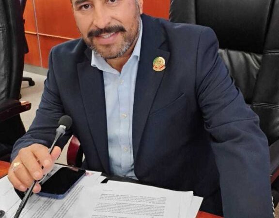Propone Dip. Ramon Vázquez requisito fiscal para participar en contratos de Obra Pública