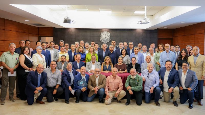 Dialoga Marina del Pilar con sector empresarial sobre finanzas, infraestructura y gestiones federales