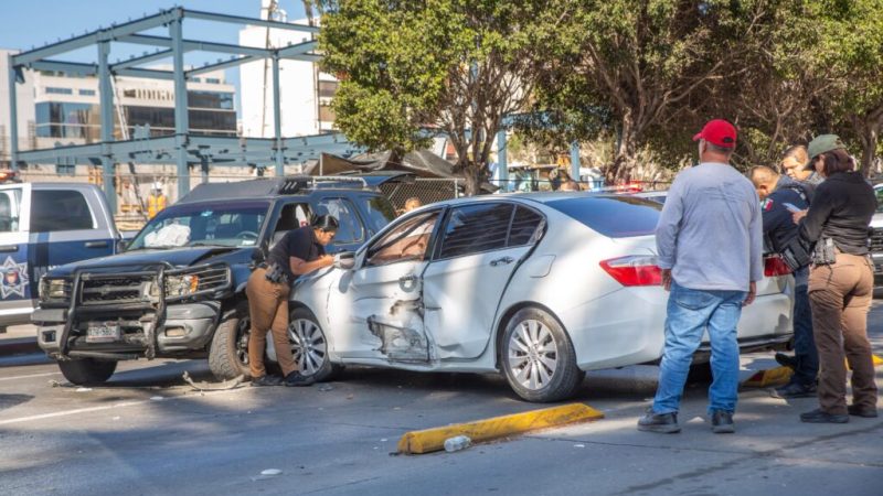 Persecución en Zona Río termina en choque y detención