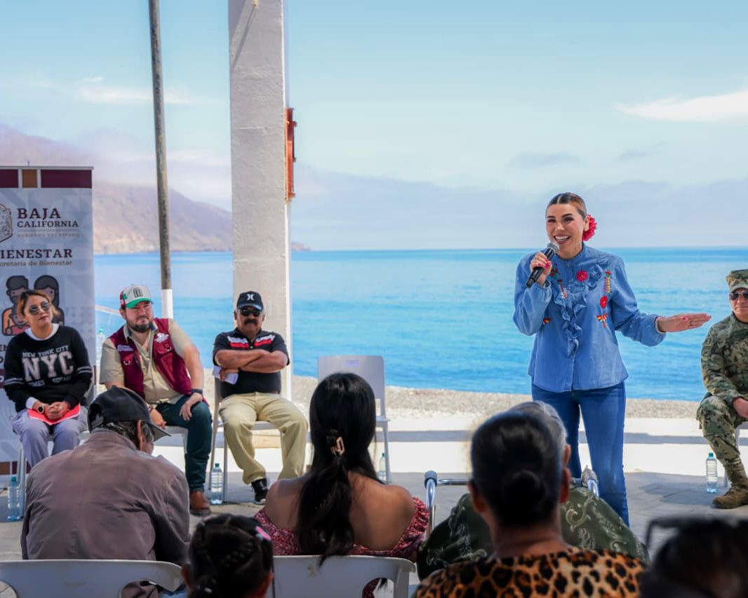 Llegan apoyos y servicios para la comunidad de Isla de Cedros en Gobierno de Marina del Pilar