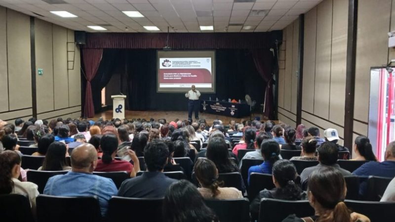 La Fiscalía General del Estado fortalece vínculo con estudiantes de la Preparatoria Federal Lázaro Cárdenas