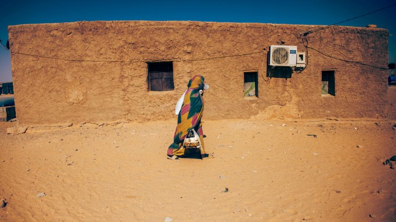 El viaje de ida sin vuelta de Safía, una saharaui retenida en Argelia por el Frente Polisario