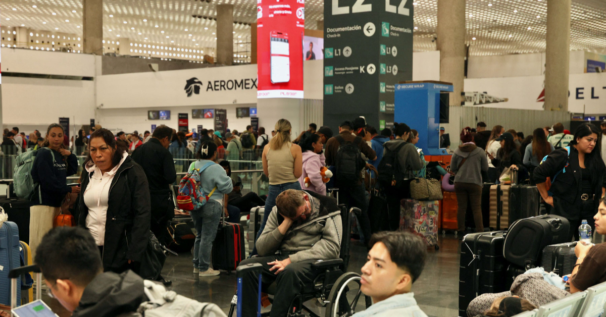 Empresarios lamentan mala imagen del AICM por inundaciones