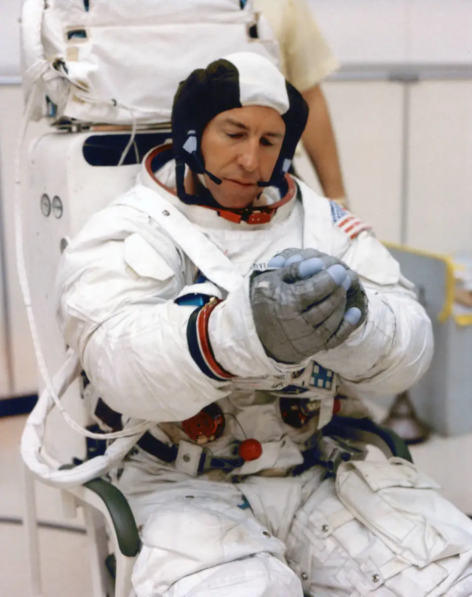¿Quién fue Jim Lovell, el astronauta de la misión Apolo 13 hacia la Luna?