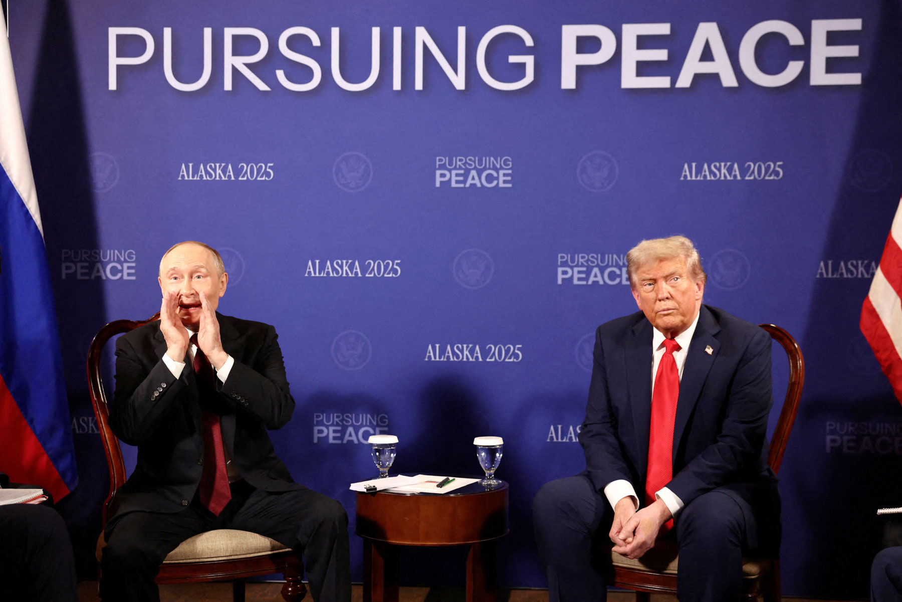 Trump y Putin destacan reunión productiva, sin acuerdo definitivo sobre Ucrania
