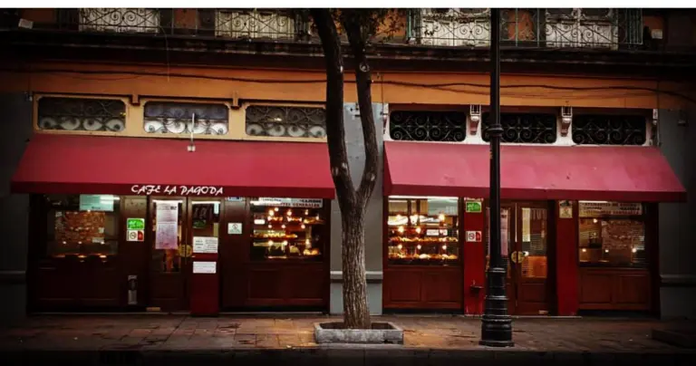 Restaurantes 24 horas en CDMX: tacos, pozole y alta cocina sin límite de horario