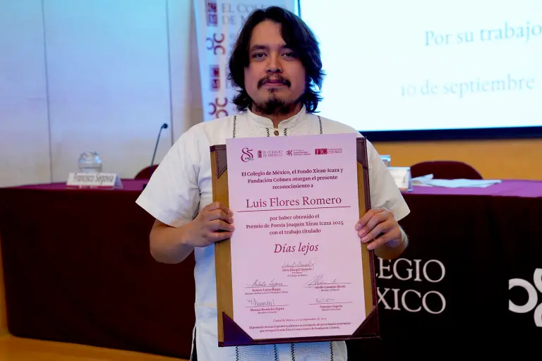 El Colmex concede el Premio de Poesía Joaquín Xirau Icaza a Luis Flores
