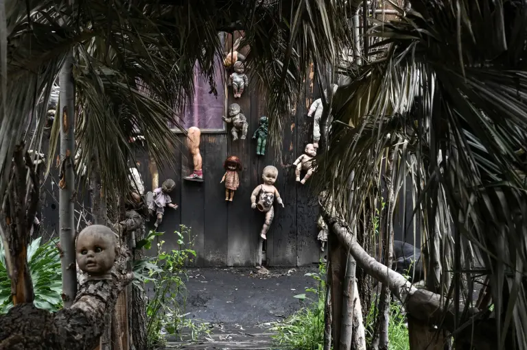 La macabra Isla de las Muñecas en México inspira a Lady Gaga y Tim Burton