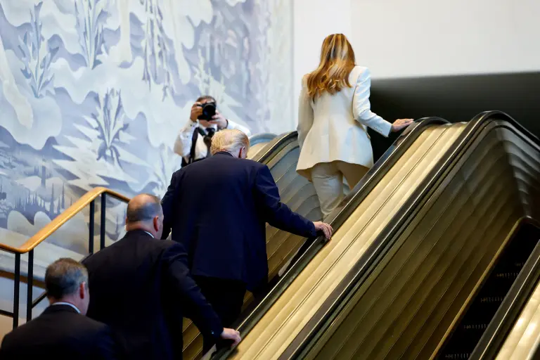 Casa Blanca exige investigar incidente en escalera eléctrica que afectó a Trump en sede de la ONU