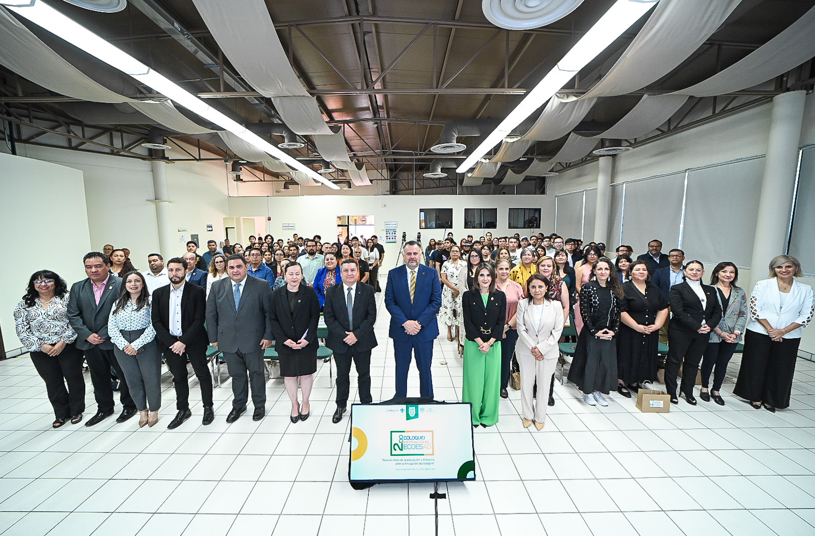 UABC impulsa reflexión sobre los retos de la educación a distancia ante la disrupción tecnológica