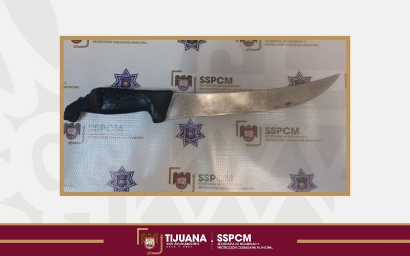Asegura Policía Municipal de Tijuana a hombre armado que amenazaba a su familiar en Valle San Pedro
