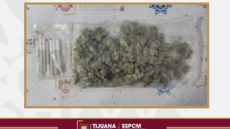 Detiene Policía Municipal a tres menores en posesión de droga