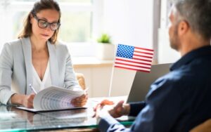 Preocupa investigación masiva de visas por parte de EE. UU.