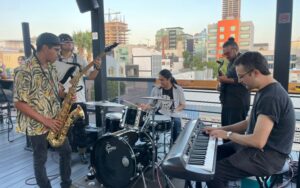 Presentan la nueva Cerveza Caesar’s en Terraza Insurgente