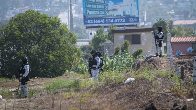 Hallan a mujer ejecutada a un costado de la carretera escénica Tijuana-Ensenada