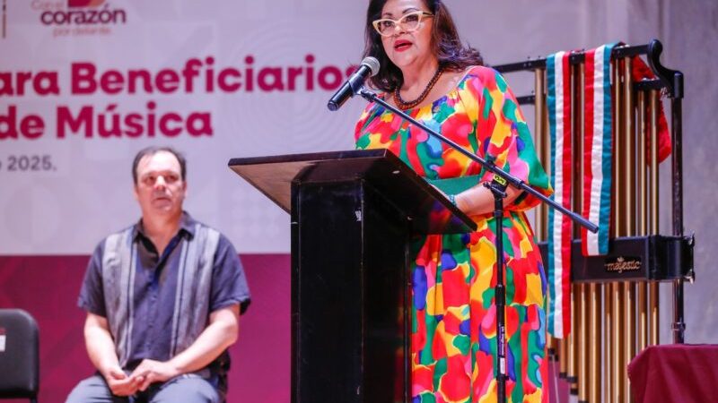 Se fortalece el Sistema Estatal de música con la entrega de 300 nuevos instrumentos