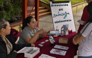 IMMUJER impulsa jornada de prevención del embarazo adolescente en el CETis No. 25