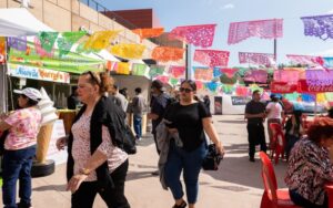 Emprendedores destacan en el Festival de la Mexicanidad en el CECUT