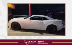 Detienen a conductor por falsificación de documentos vehiculares en Tijuana