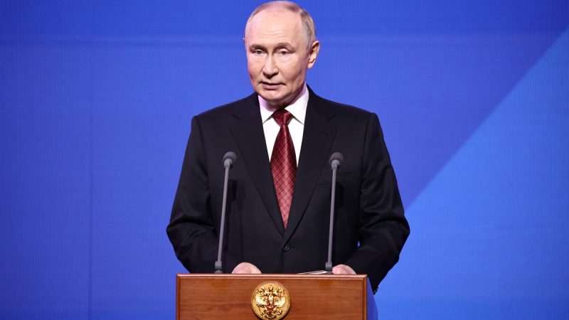 ¿Trigo a cambio de automóviles chinos? Rusia recurre al trueque para ayudar a su economía