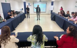 Transforman emprendedores su estrategia de servicio con certificación estatal