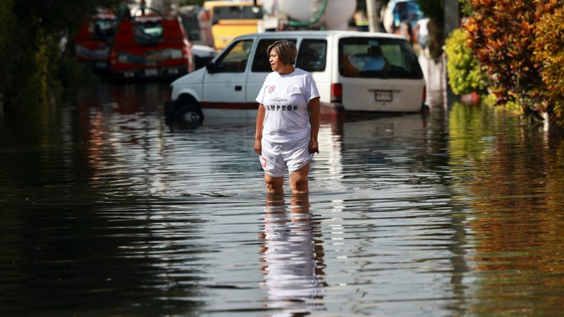 Los seguros de auto que sí cubren daños por inundaciones y cuánto cuestan en 2025