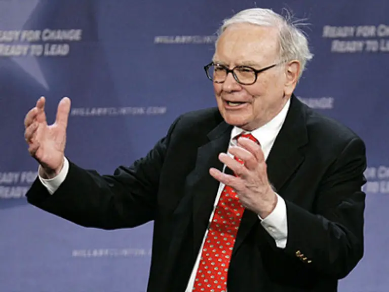 Bill Gates, Warren Buffet y Steve Jobs: ¿Qué hicieron para perder el miedo al hablar en público?