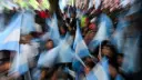 Peso argentino abre la semana con alzas de hasta 10% tras triunfo electoral de Milei
