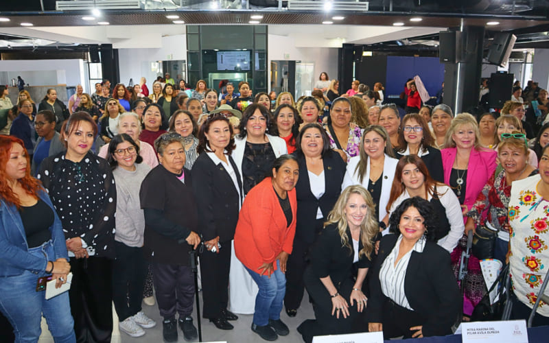 Estoy Frente a la Verdadera Fuerza de Tijuana: Olivaldo Paz en Encuentro Estatal para Mujeres