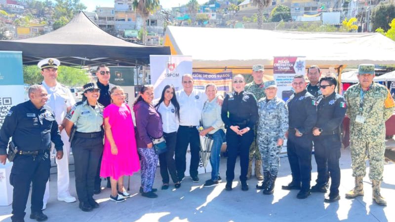 Presente «Fiscalía Enlace Contigo » en Jornada Institucional en Camino Verde