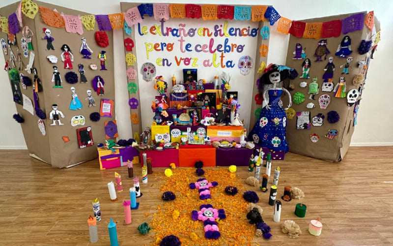 Realiza Pacientes del Hospital de Salud Mental su Tradicional Altar de Muertos