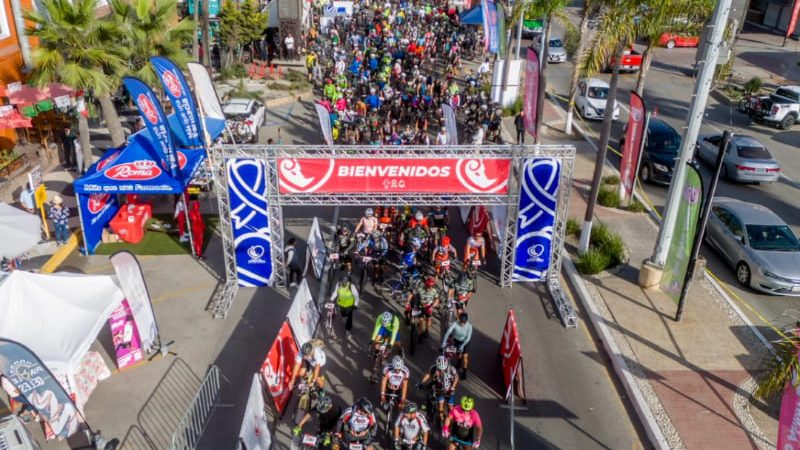 Más de 3 mil ciclistas pedalean con causa en la ruta Rosarito–Ensenada