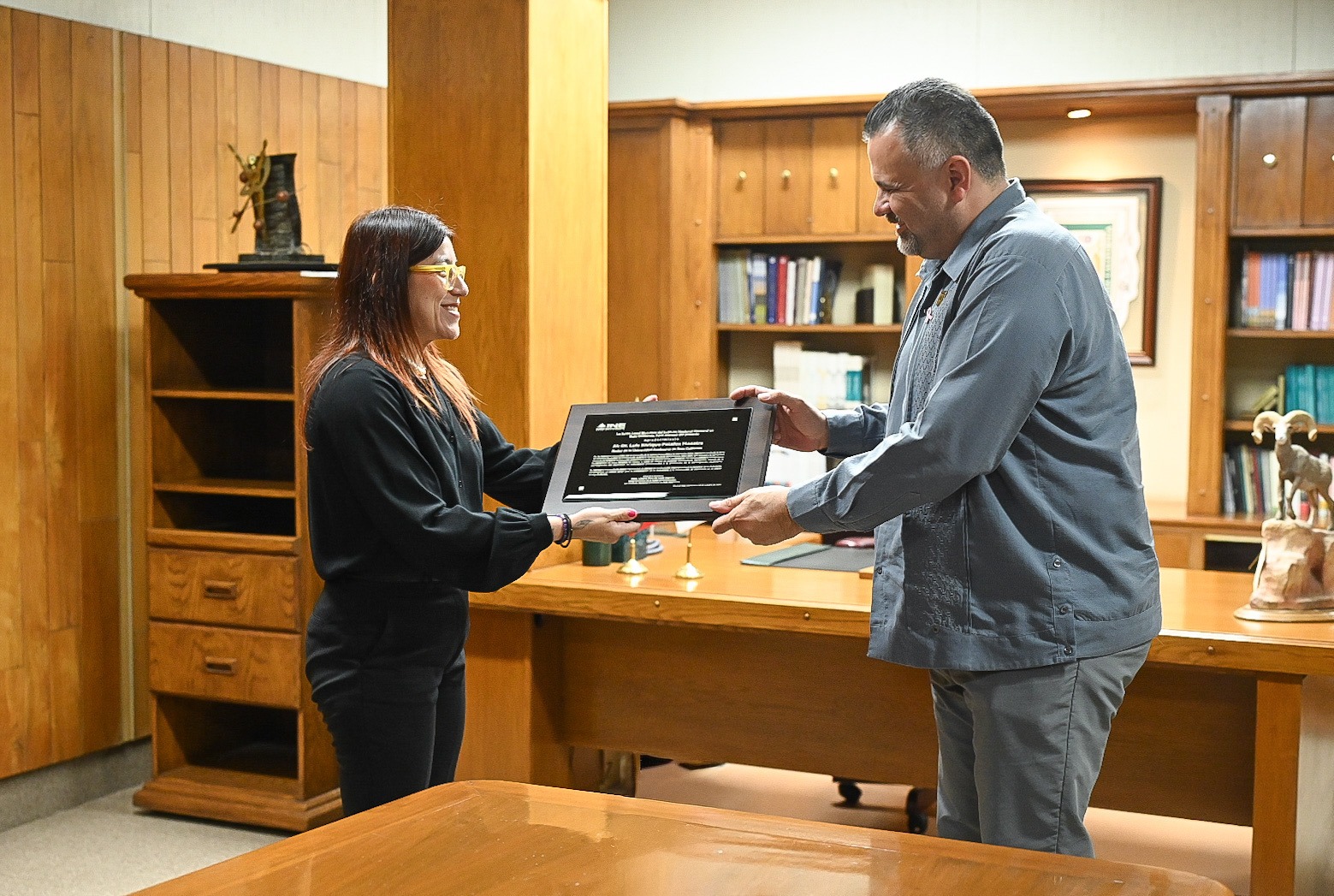El INE reconoce a la UABC por su compromiso con la democracia y la participación juvenil
