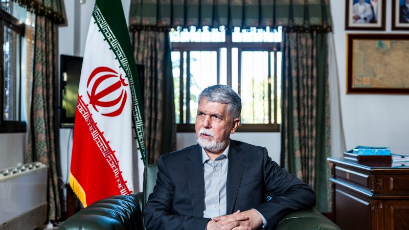 El ministro de Cultura de Irán: “Poder sí podemos, pero no queremos construir la bomba nuclear”