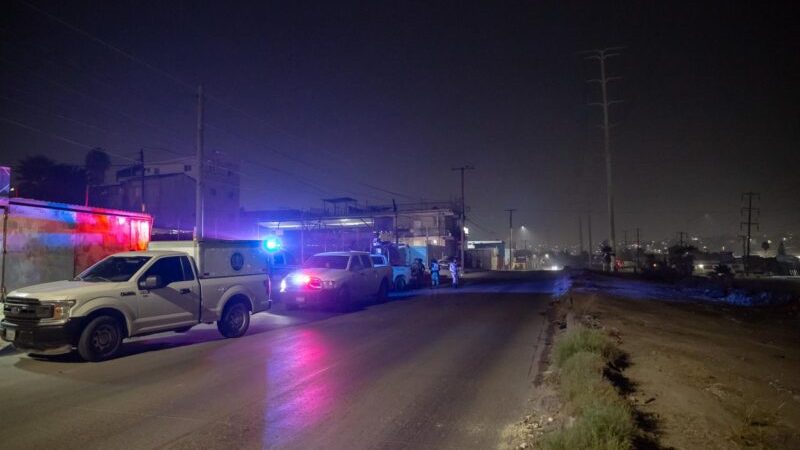Hallan cuerpo maniatado en el bulevar Las Torres