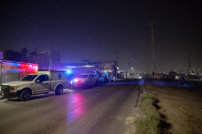 Hallan cuerpo maniatado en el bulevar Las Torres