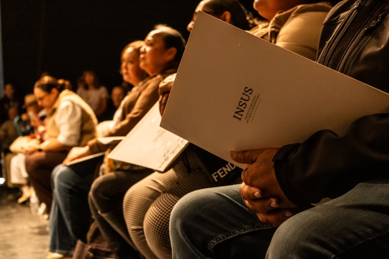 Reciben 160 familias de Tecate certeza jurídica sobre su patrimonio